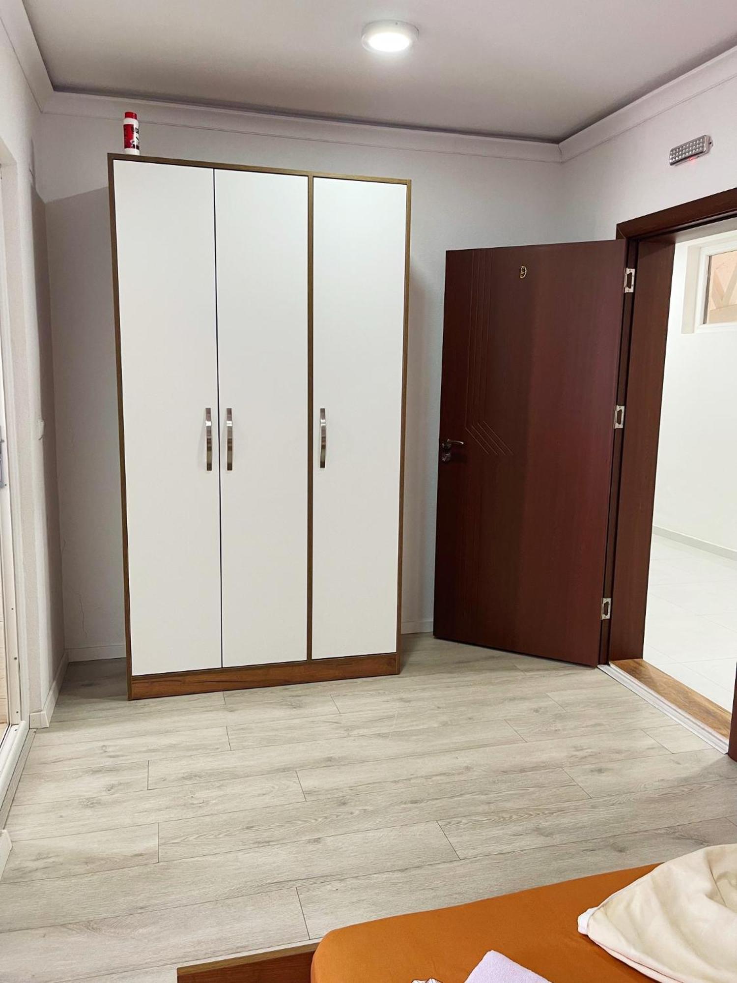 Infinity Plaza Hotel Gjakova Eksteriør billede