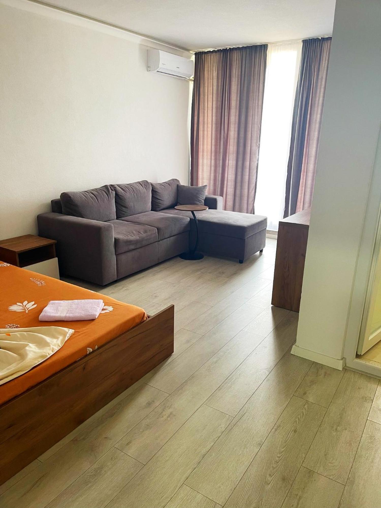 Infinity Plaza Hotel Gjakova Eksteriør billede