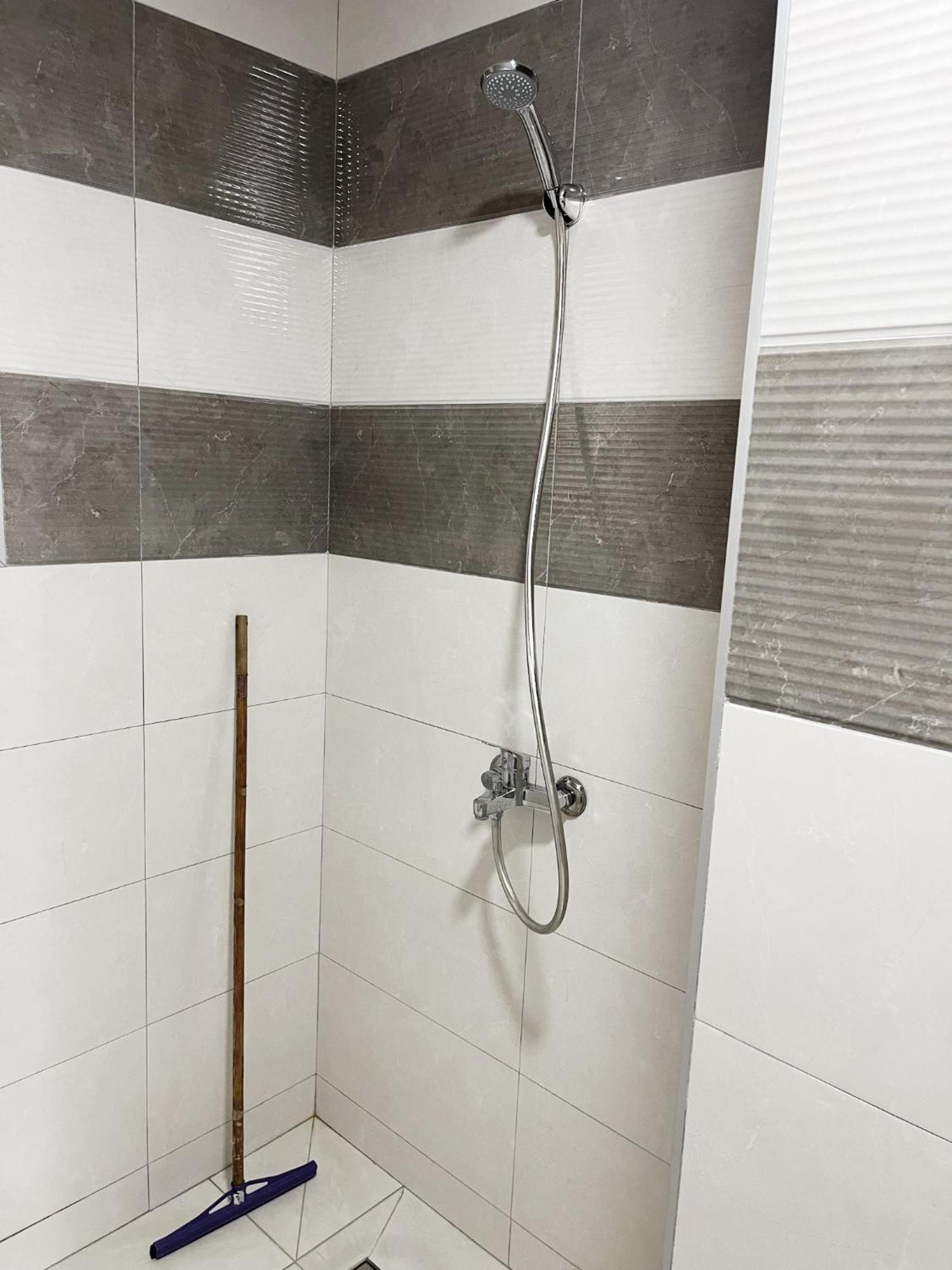 Infinity Plaza Hotel Gjakova Eksteriør billede