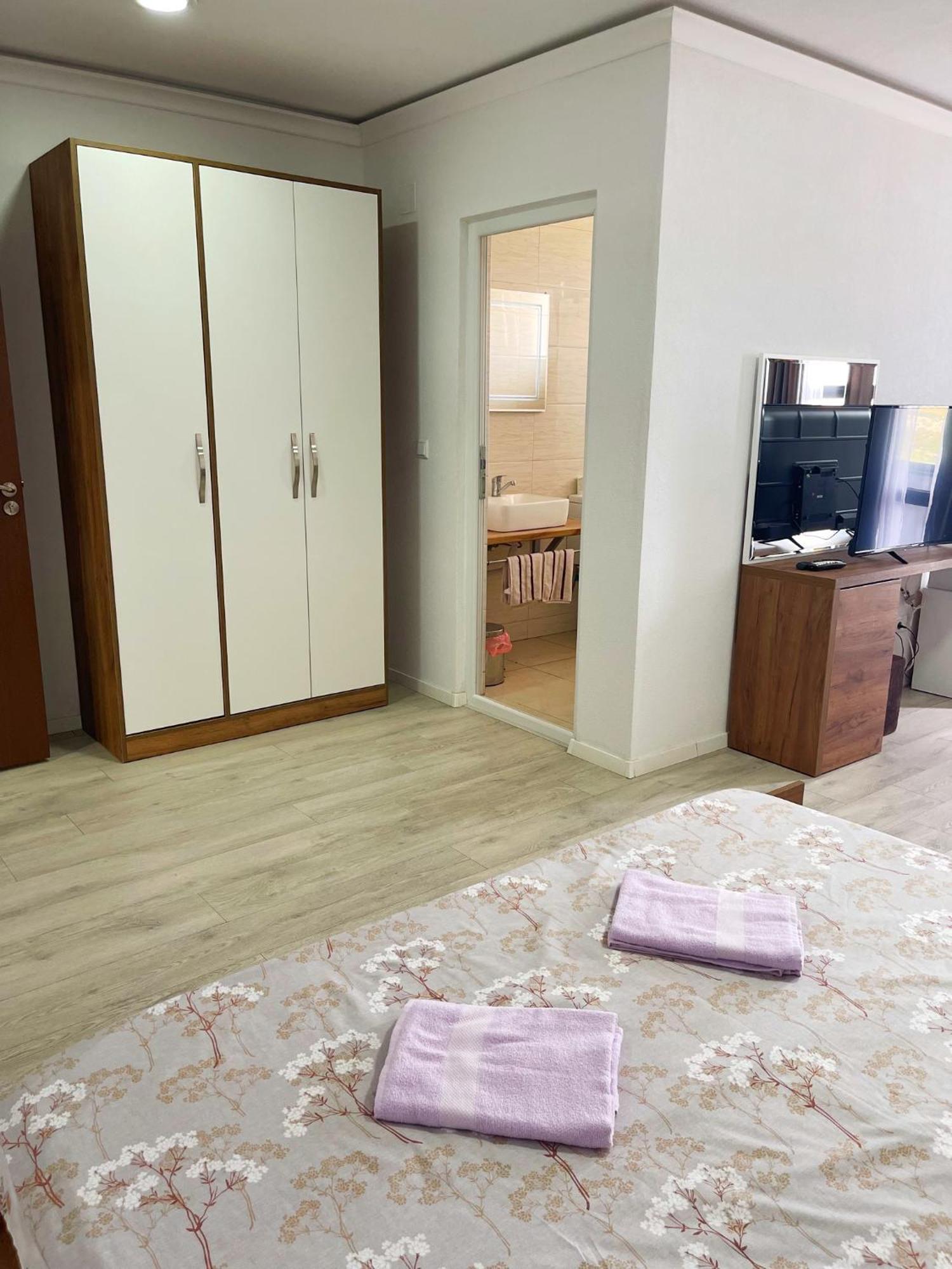 Infinity Plaza Hotel Gjakova Eksteriør billede