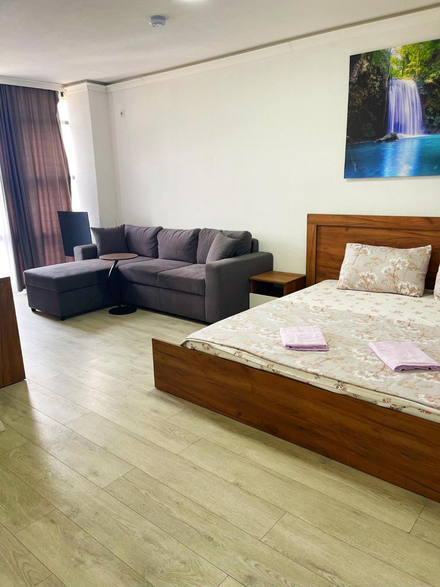 Infinity Plaza Hotel Gjakova Eksteriør billede